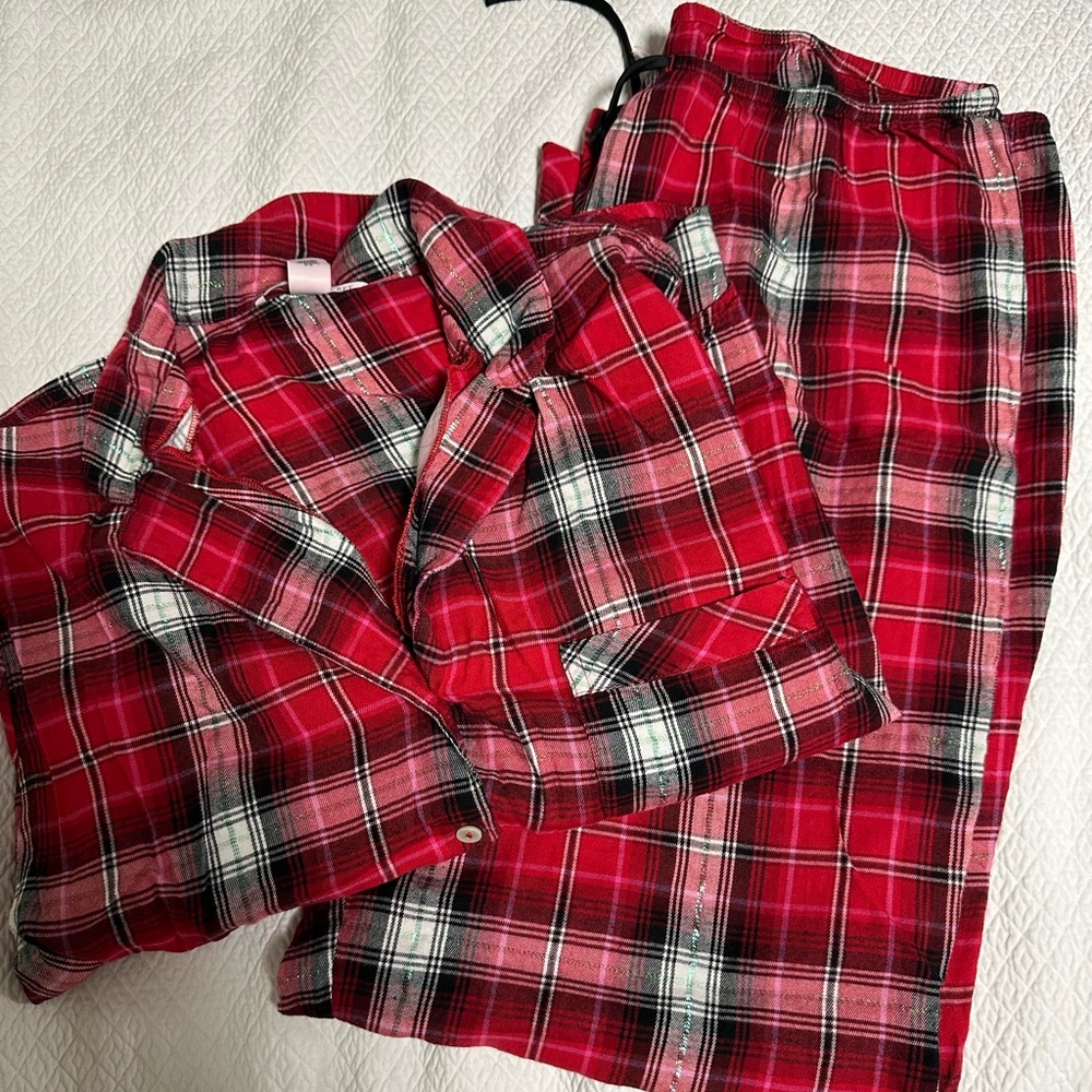 Victoria’s Secret- Plaid Pajama Set